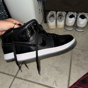 Space jam Nike air jordans mid rise